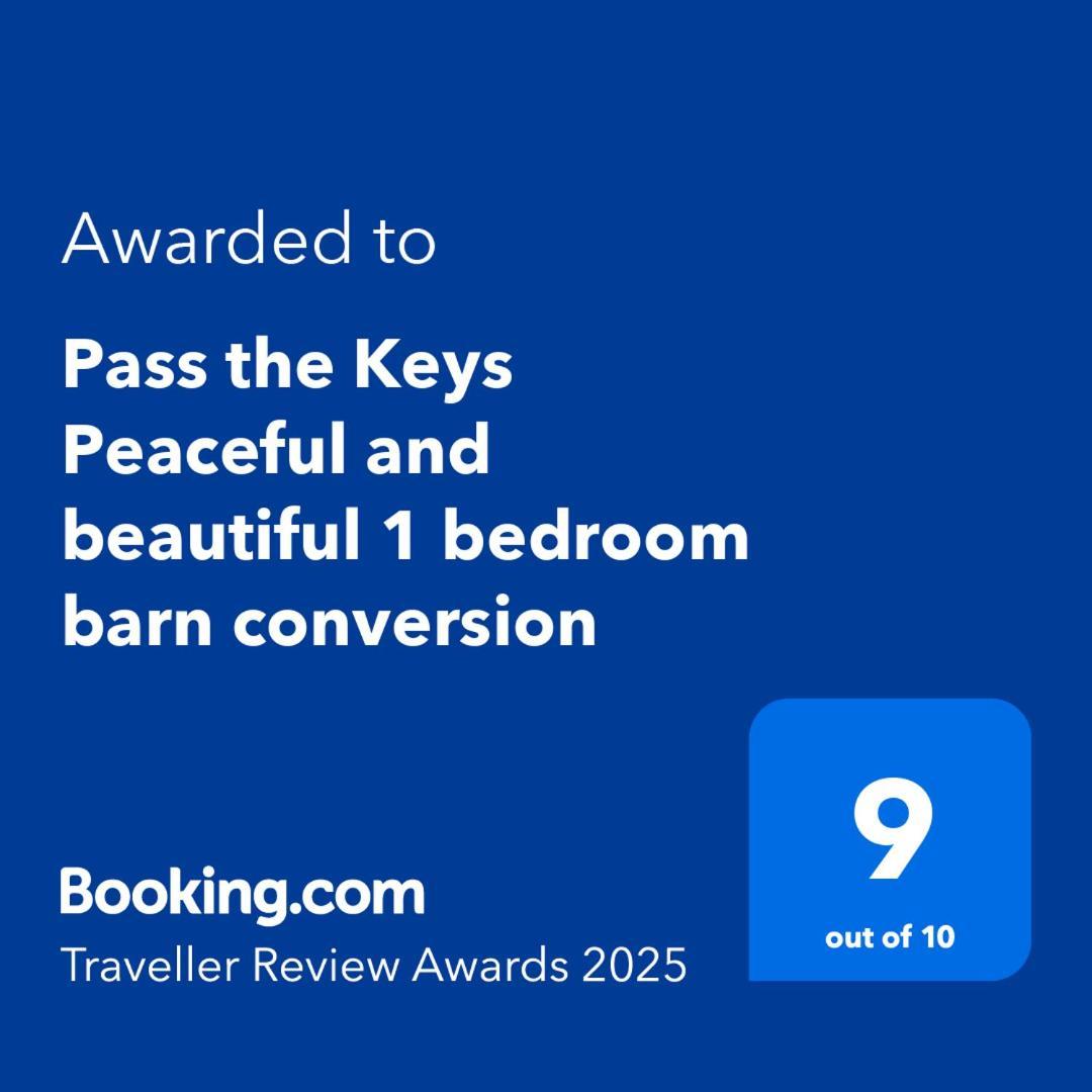 Pass The Keys Peaceful And Beautiful 1 Bedroom Barn Conversion Чичестър Екстериор снимка